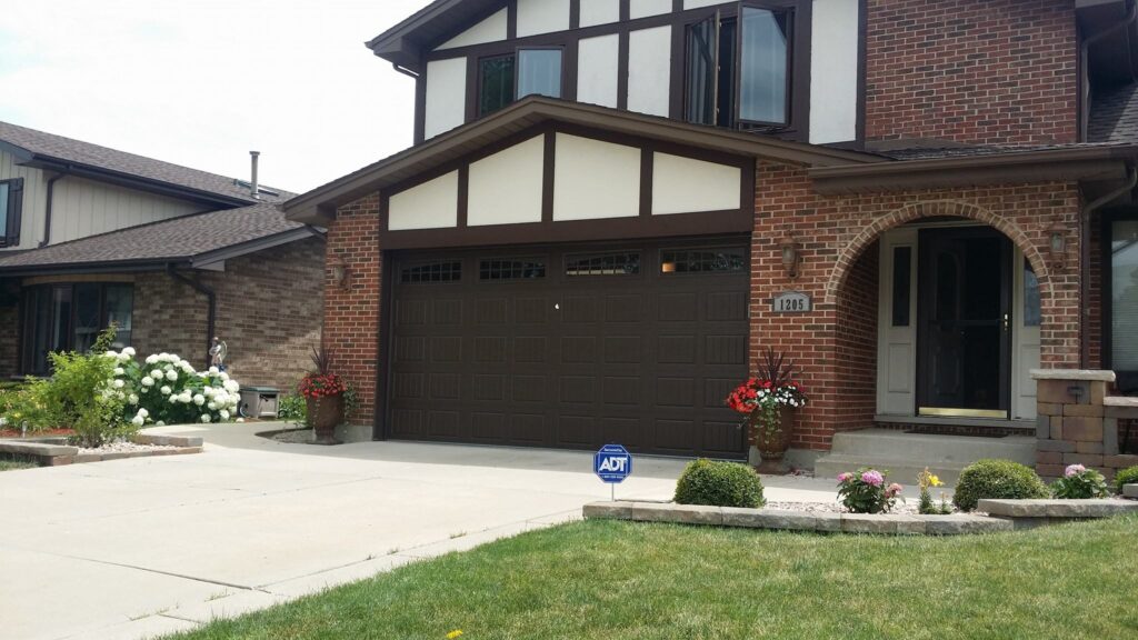 Off-track Garage Door Repair near you in Lombard or Glen Ellyn, IL
