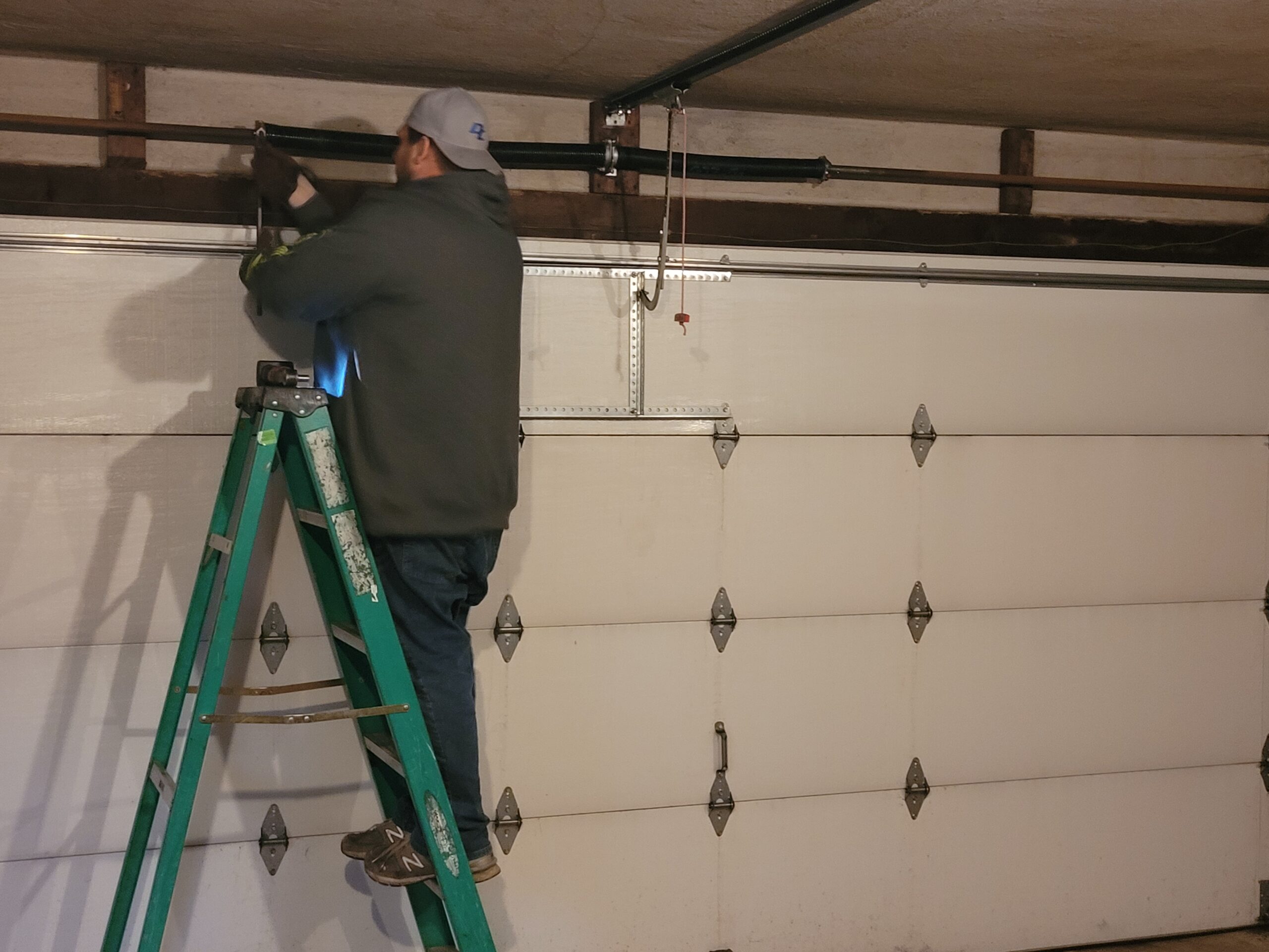 Garage door repair near you in Lisle, IL